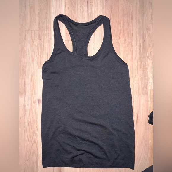 Lululemon racerback tank - Picture 2 of 3